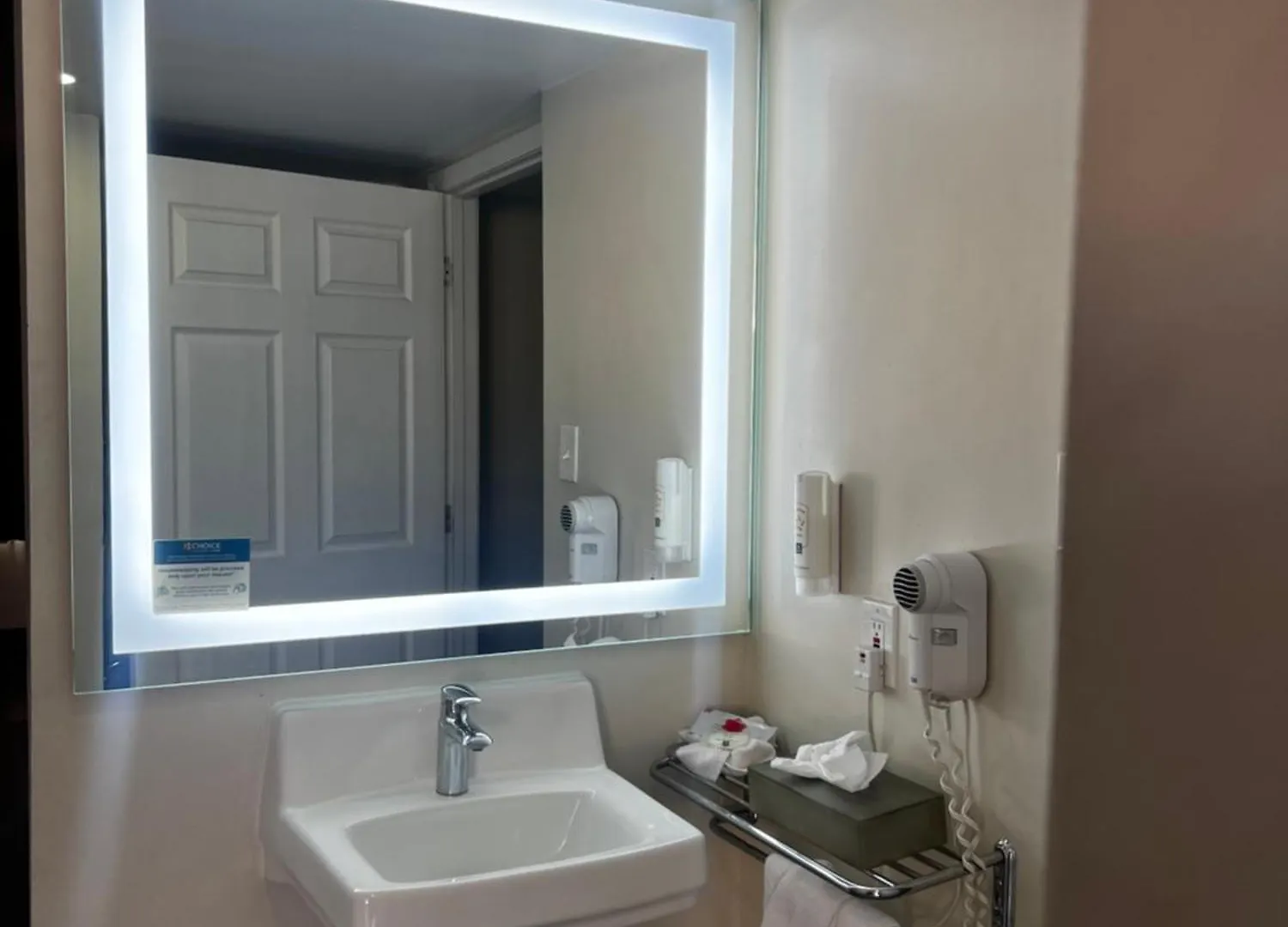 Quality Inn & Suites Goodyear - Phoenix West Hotel